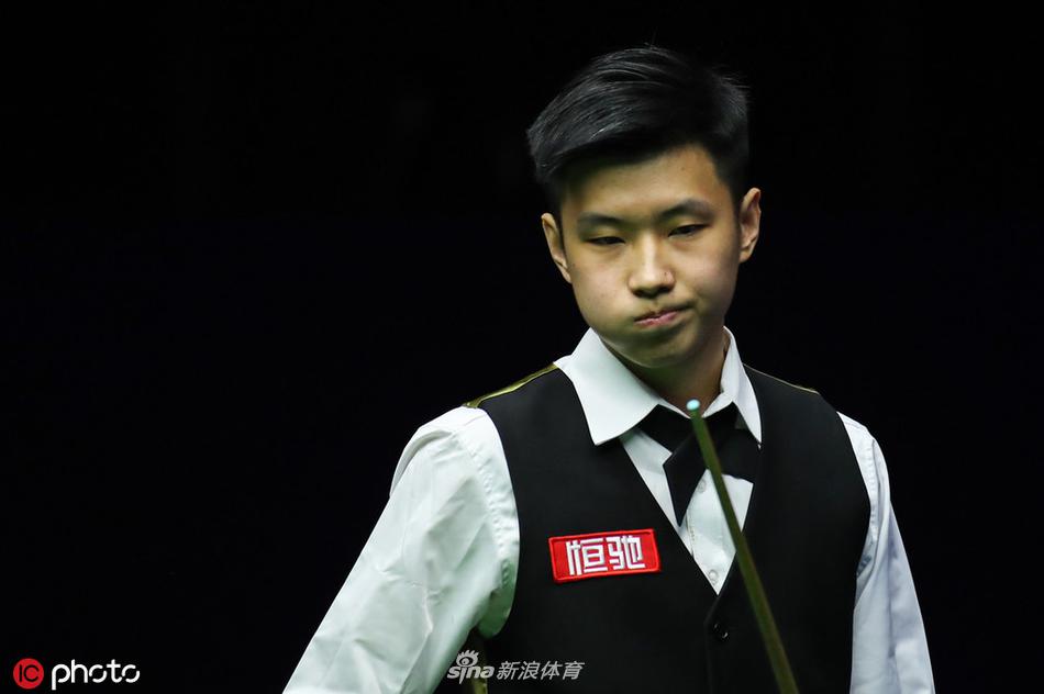 中锦赛丁俊晖3-5赵心童