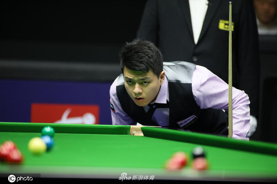 世界公开赛希金斯5-4鲁宁