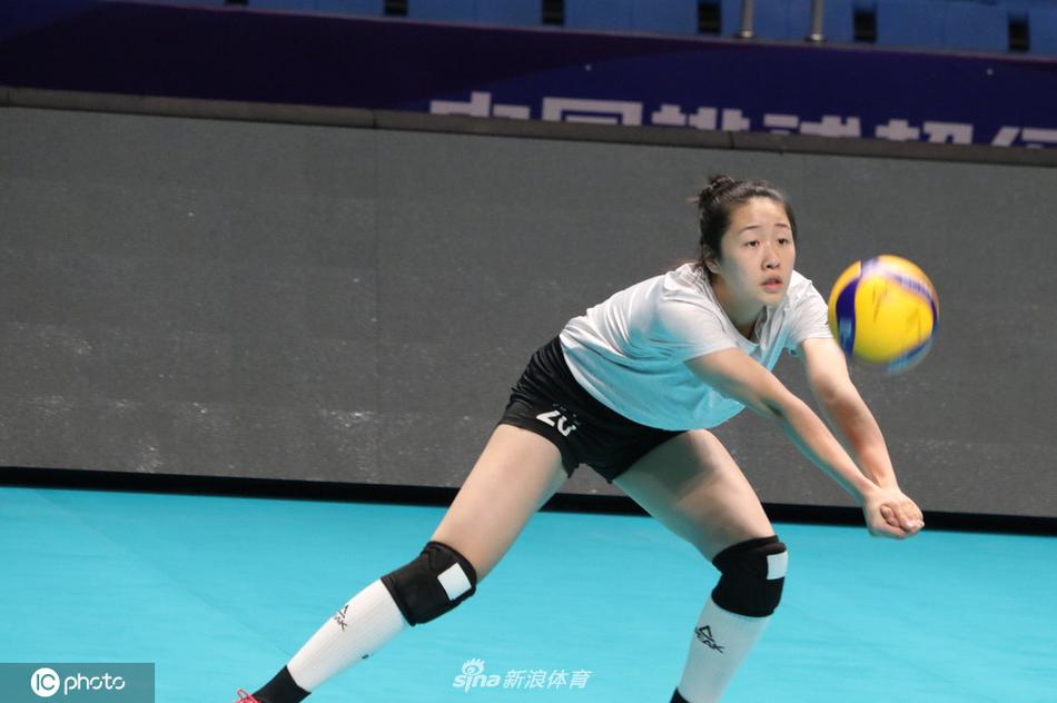 江苏女排备战新赛季