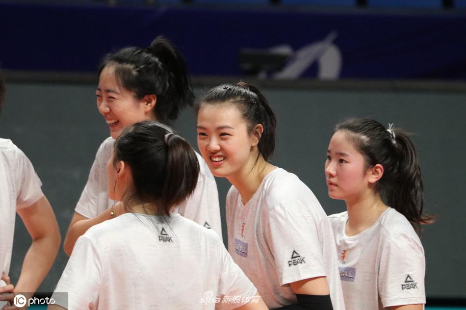 江苏女排备战新赛季