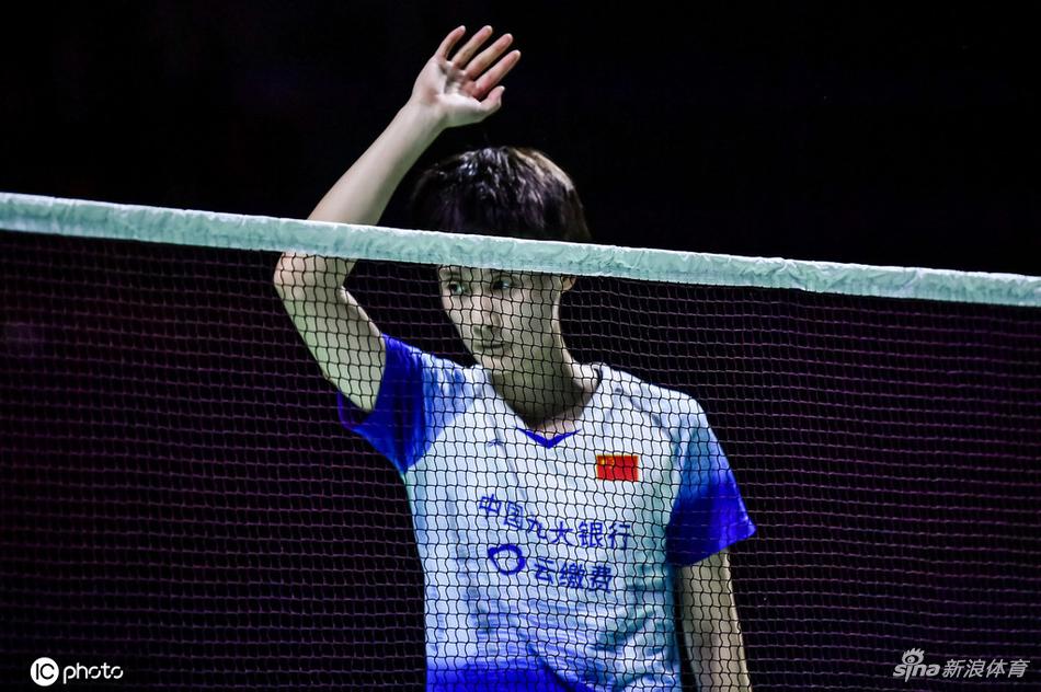 福州赛陈雨菲2-1李文珊