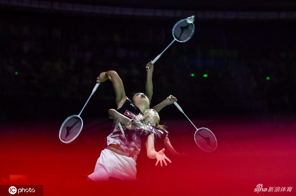 福州赛陈雨菲2-1奥原希望夺冠