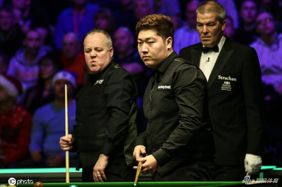 英锦赛颜丙涛6-3希金斯进四强