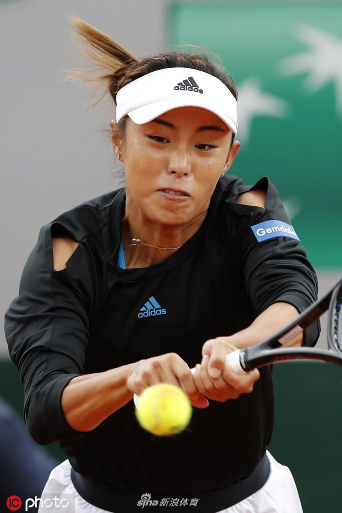 法网王蔷遭01后横扫无缘32强中国大陆女单覆没