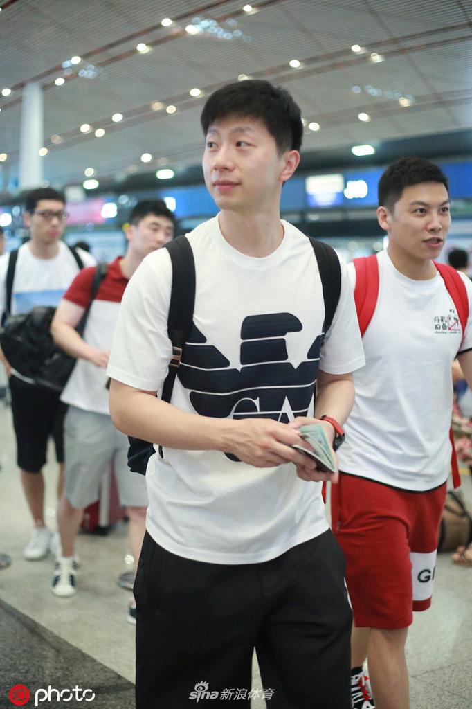 国乒远赴洛杉矶封闭集训