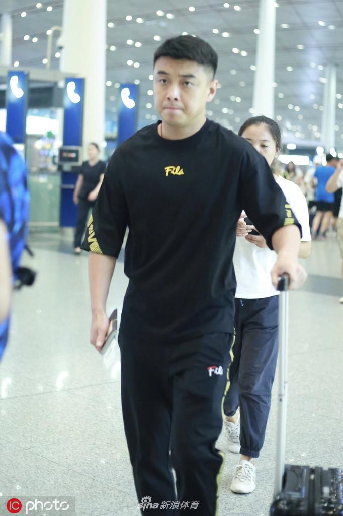 国乒远赴洛杉矶封闭集训