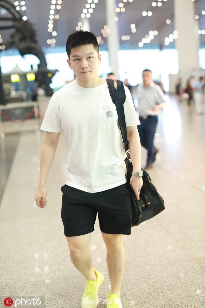 国乒远赴洛杉矶封闭集训