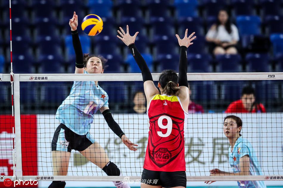 女排全锦赛八一队夺冠