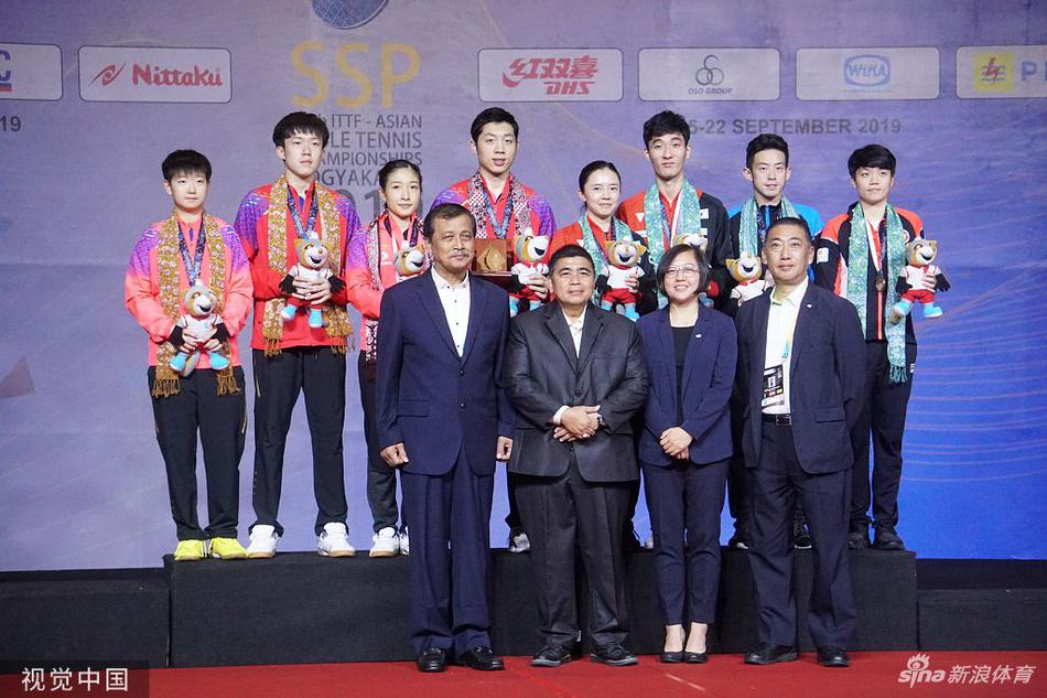 亚锦赛混双国乒包揽冠亚军