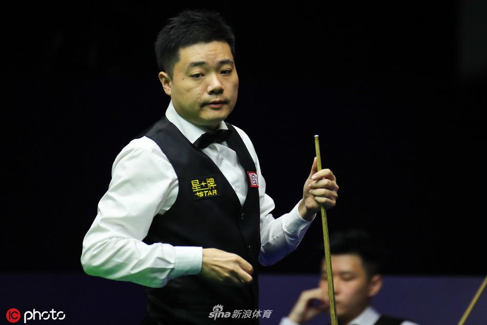 中锦赛丁俊晖3-5赵心童