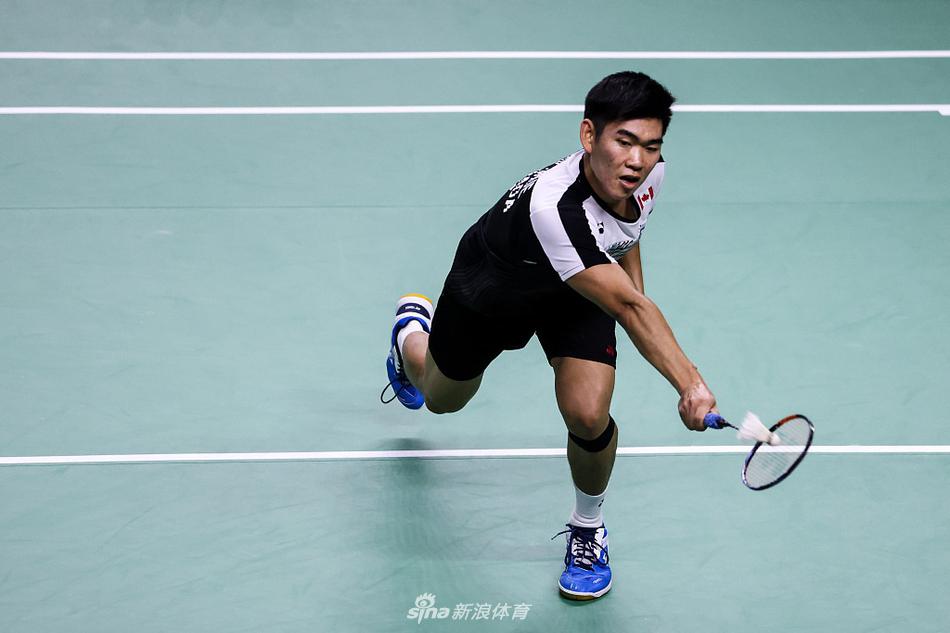 泰国赛安赛龙2-0何舒