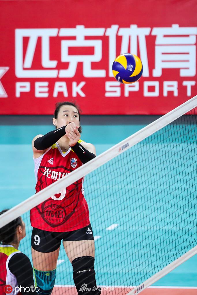 女排全锦赛八一队夺冠