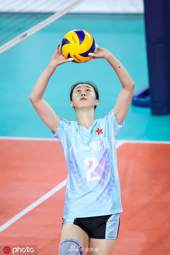 女排全锦赛八一队夺冠