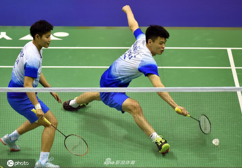 香港赛王懿律/黄东萍进次轮