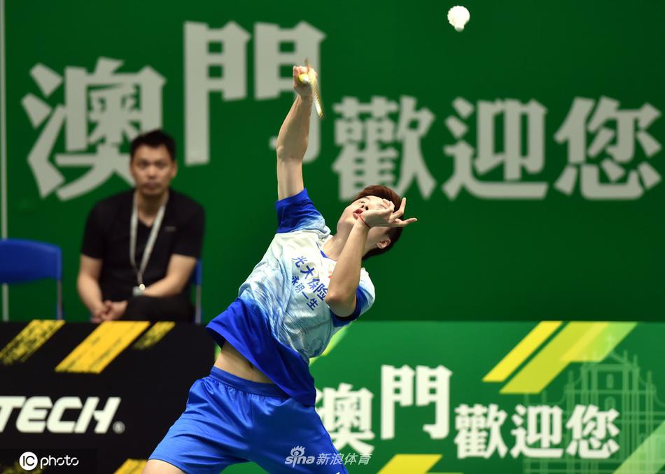 澳门赛石宇奇逆转进次轮