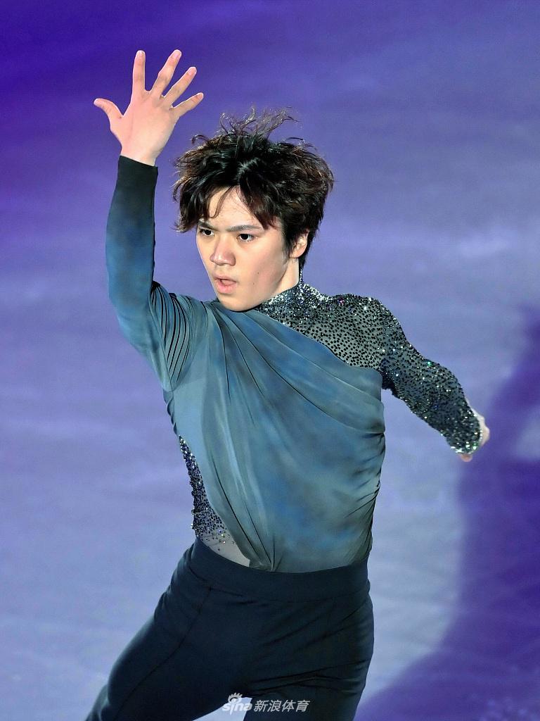 宇野昌磨亮相全日赛表演滑