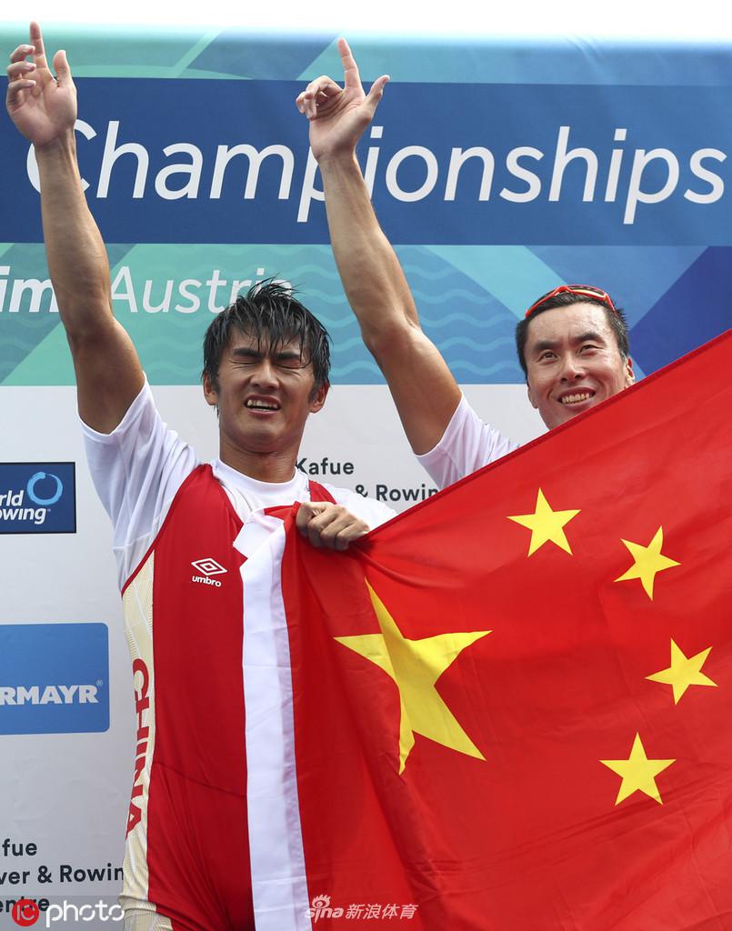 赛艇世锦赛张亮/刘治宇夺冠