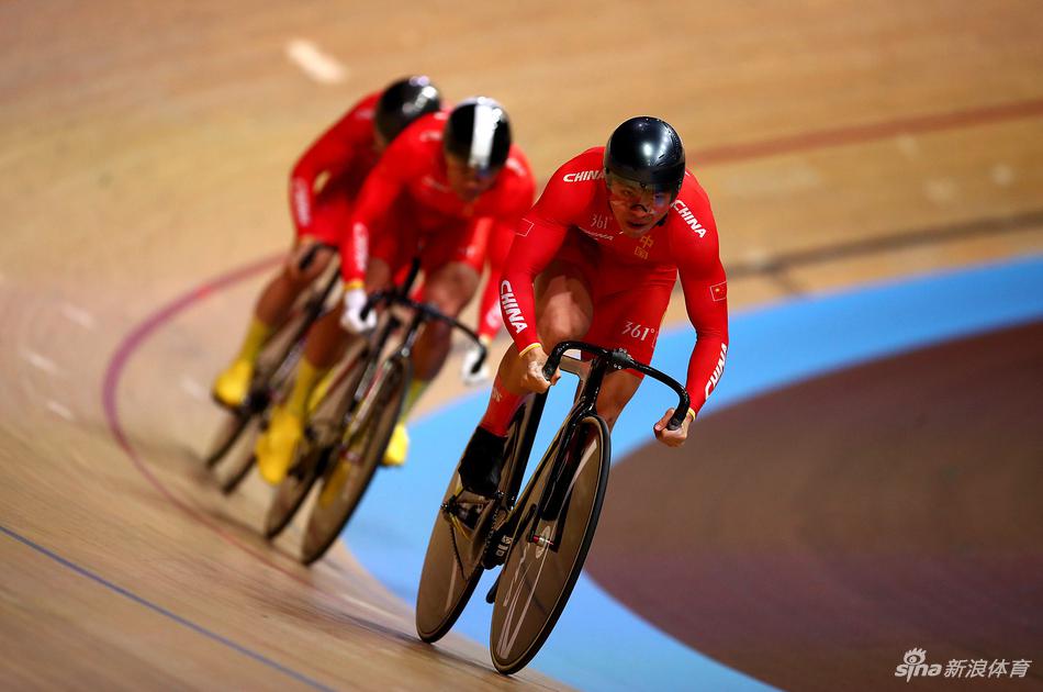 场自世锦赛中国获女团竞速铜牌