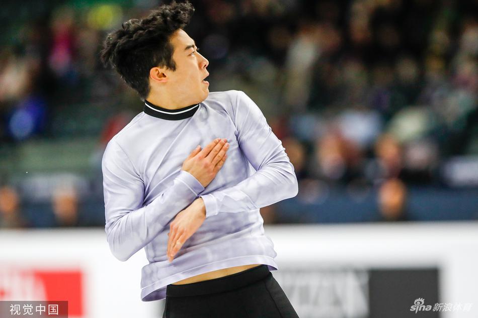 花滑总决赛陈巍短节目居首