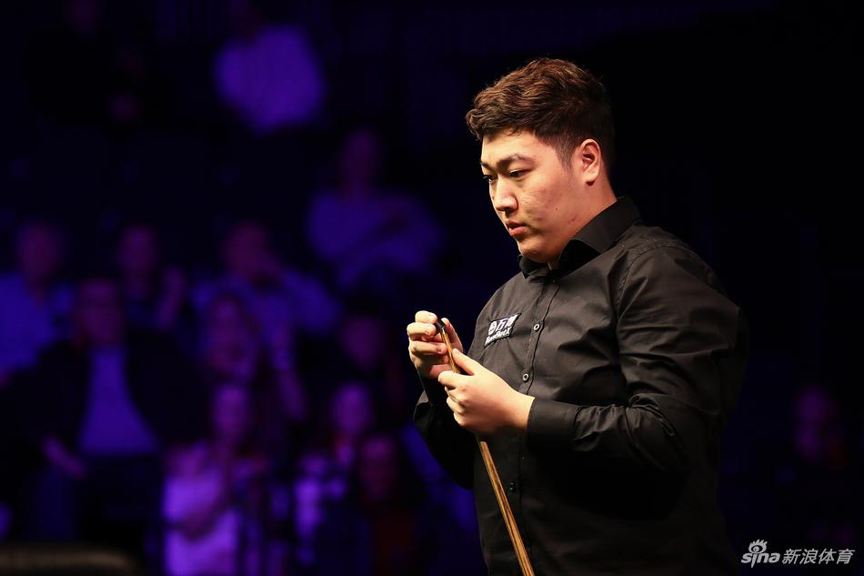 威尔士赛半决赛颜丙涛5-6墨菲