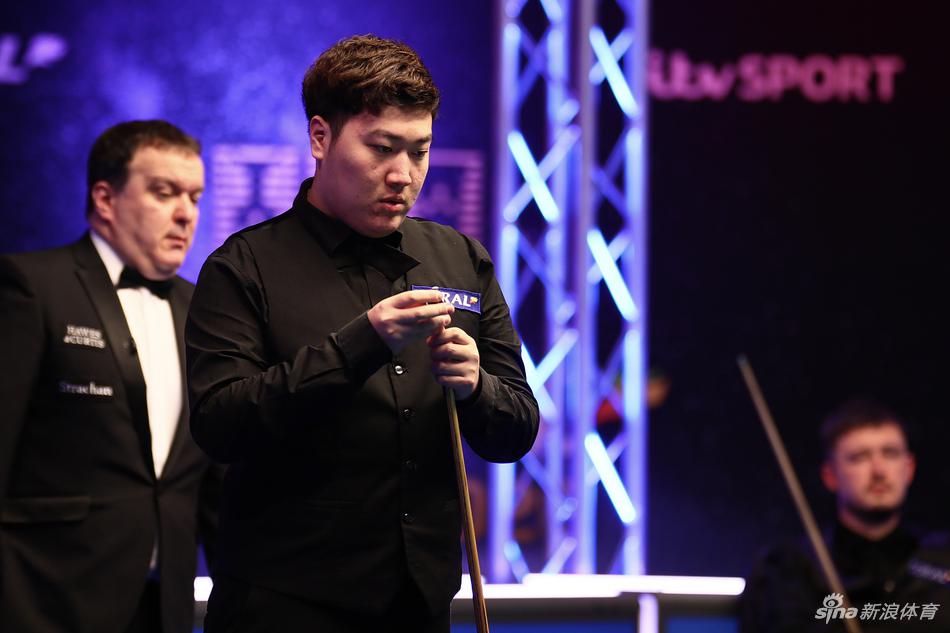 球员锦标赛颜丙涛6-2威尔逊