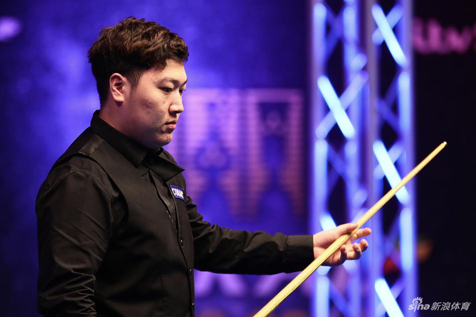 球员锦标赛颜丙涛6-2威尔逊