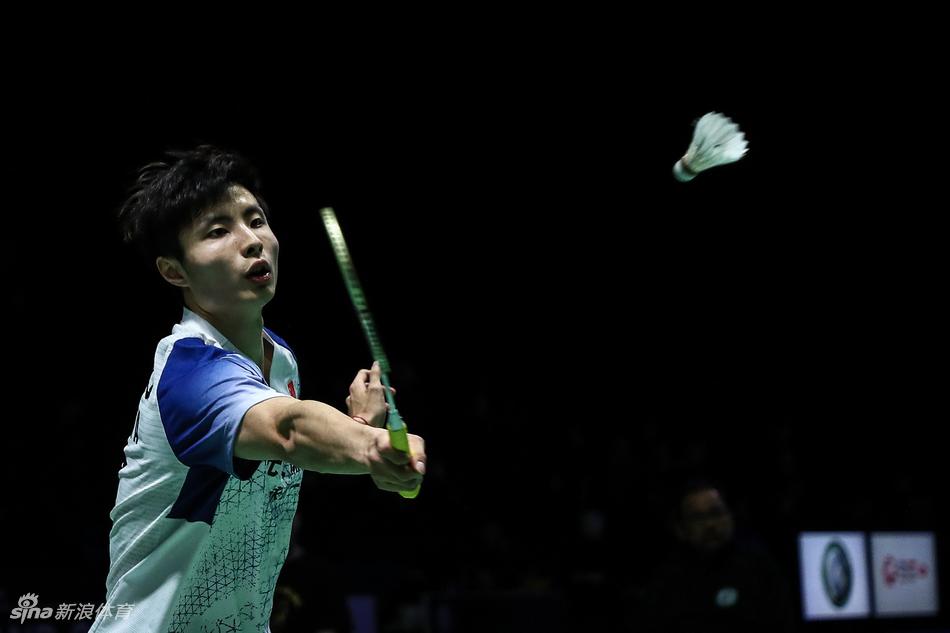 全英赛石宇奇2-0赵俊鹏