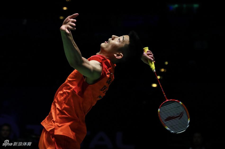 全英赛谌龙0-2李梓嘉