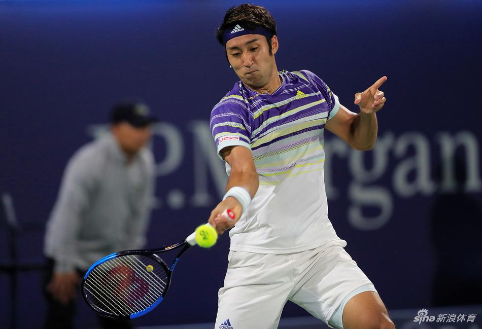 迪拜赛孟菲尔斯2-0杉田佑一