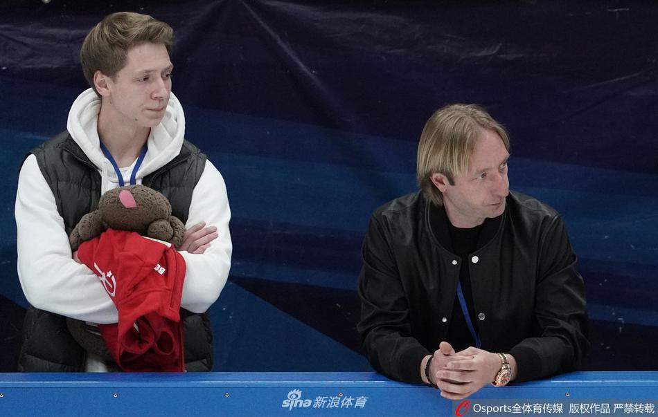 普鲁申科督战花滑俄锦赛