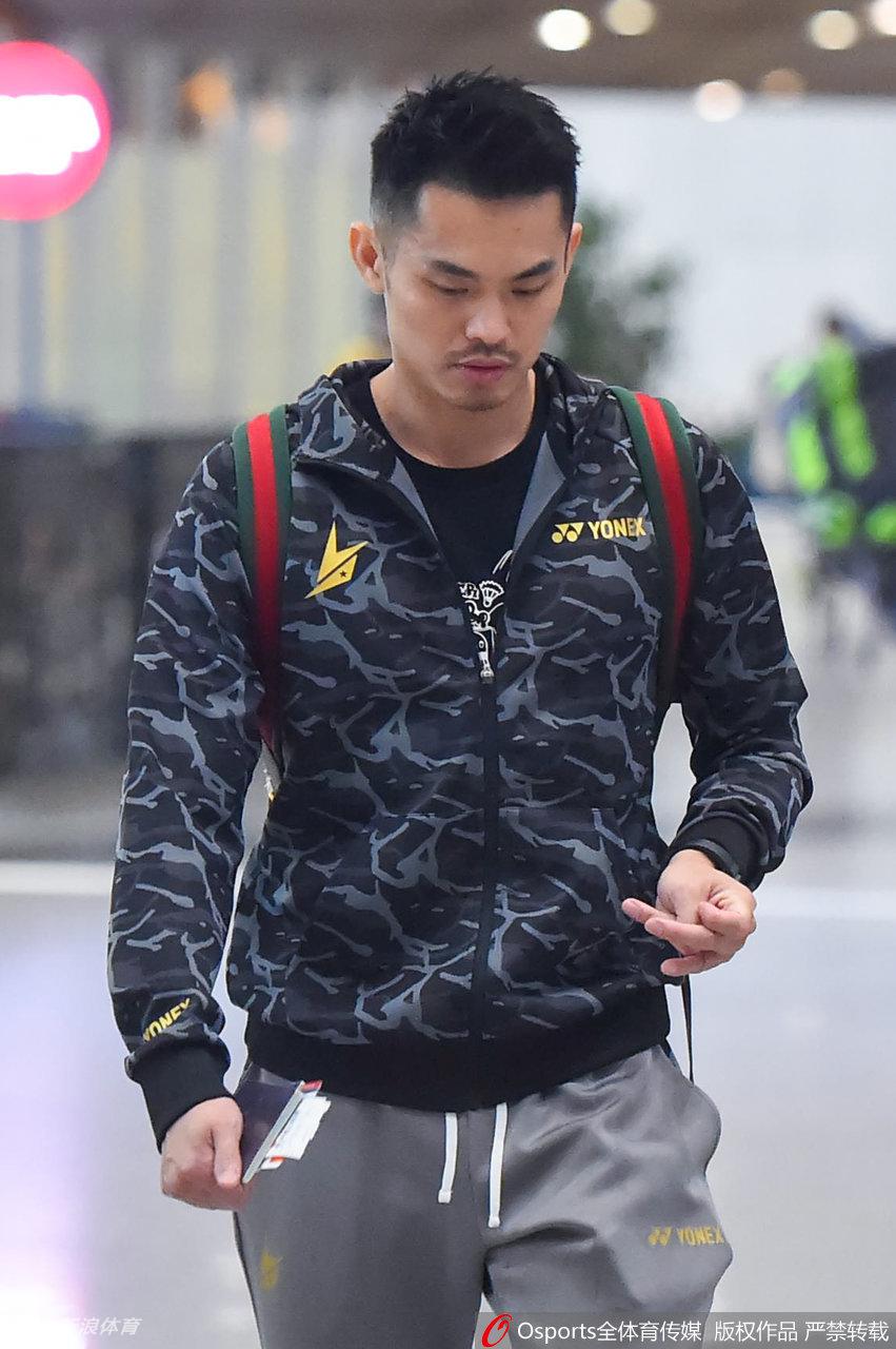 林丹深夜出征丹麦赛