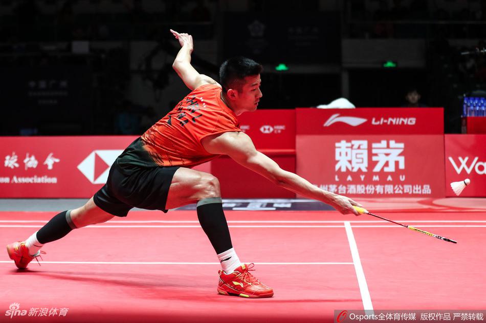 总决赛谌龙2-0周天成