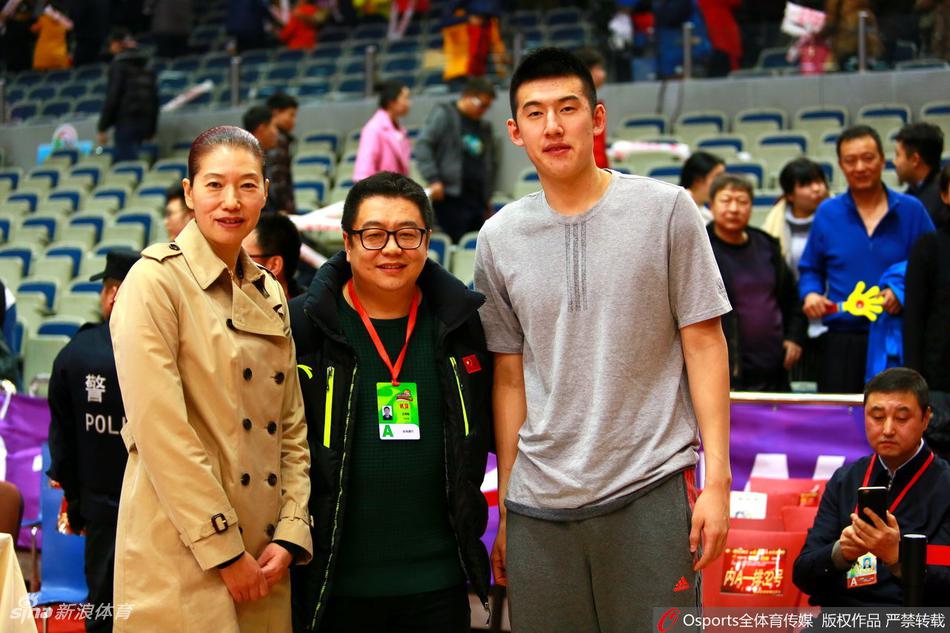 致敬体坛明星身后的“星妈”