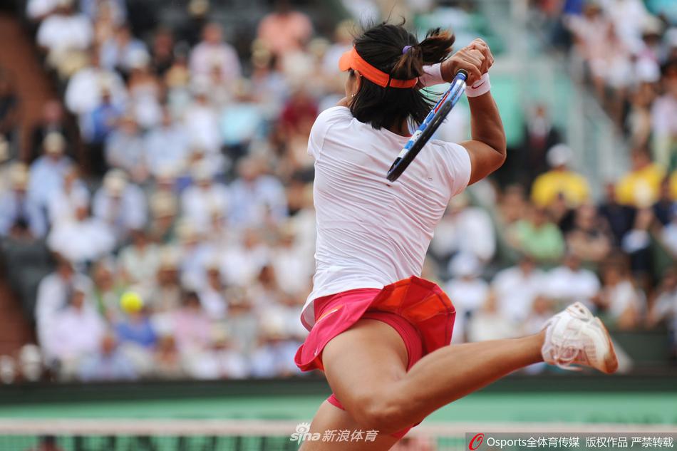 历史上的今天：李娜法网夺冠