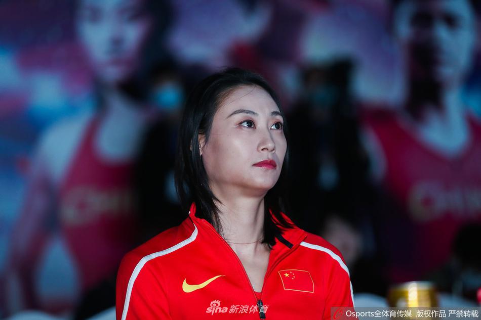 苏炳添等出席田径队签约活动