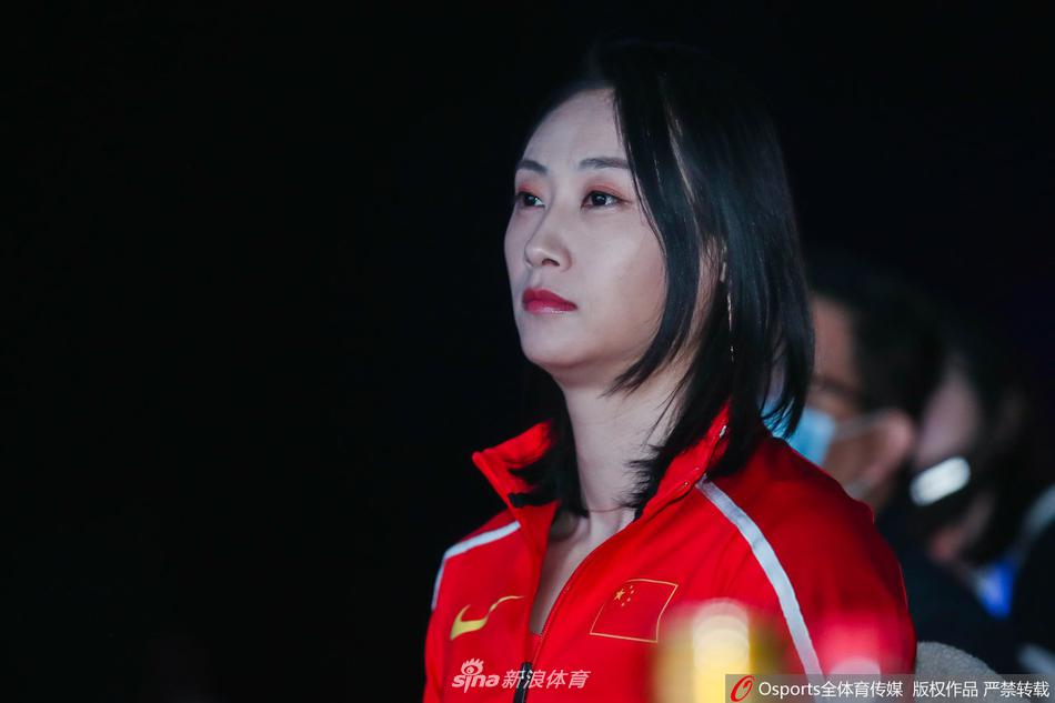 苏炳添等出席田径队签约活动