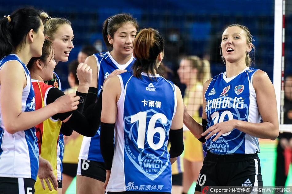 女排联赛季军战上海3-0广东