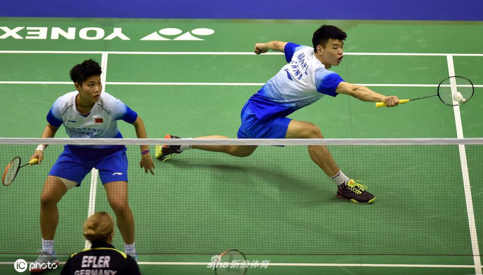 香港赛王懿律/黄东萍进次轮