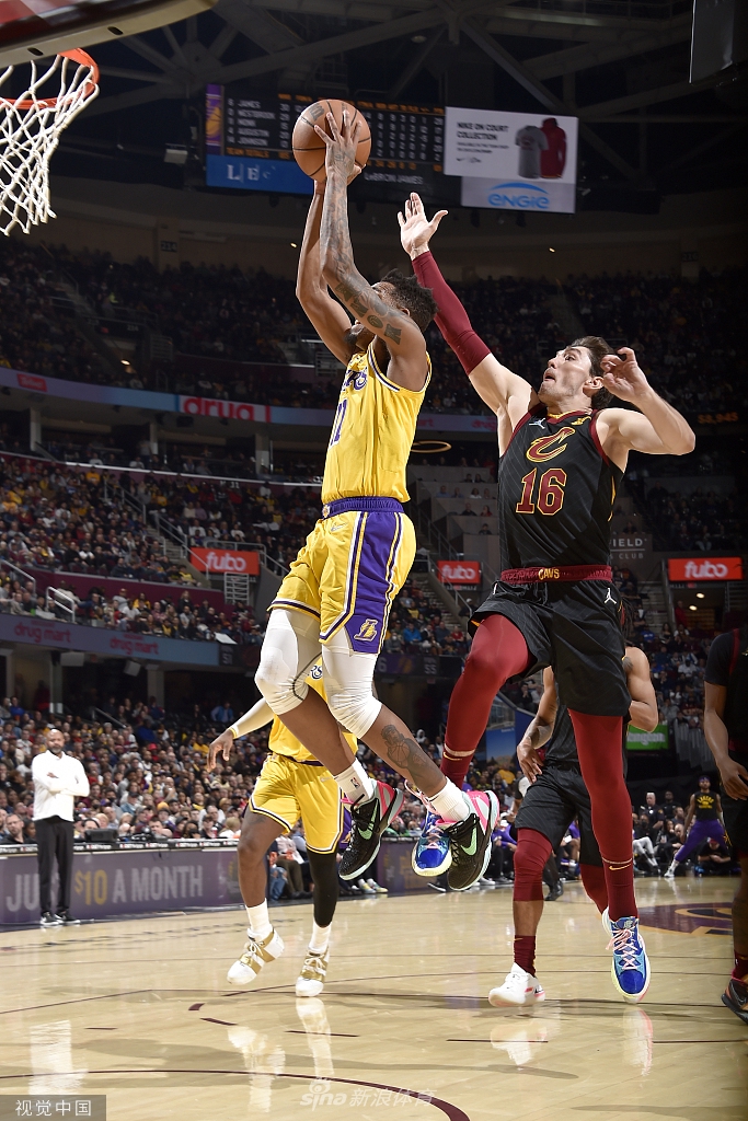 [NBA]湖人131-120骑士 詹姆斯豪取三双