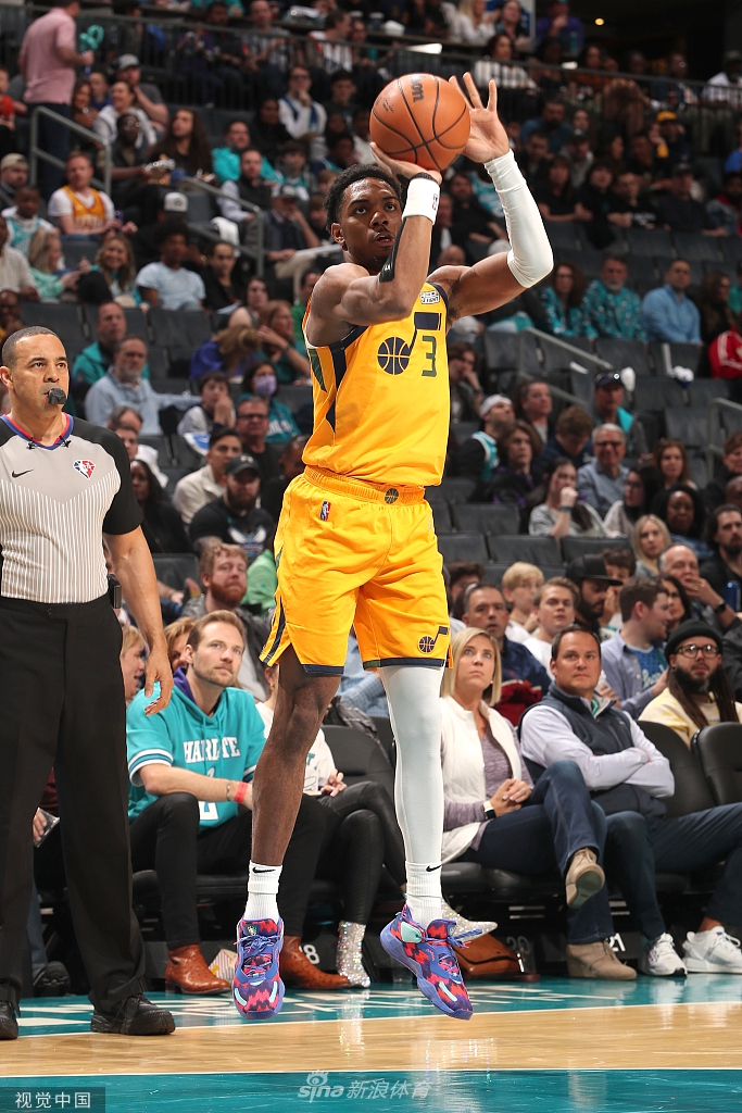 [NBA常规赛]爵士101-107黄蜂