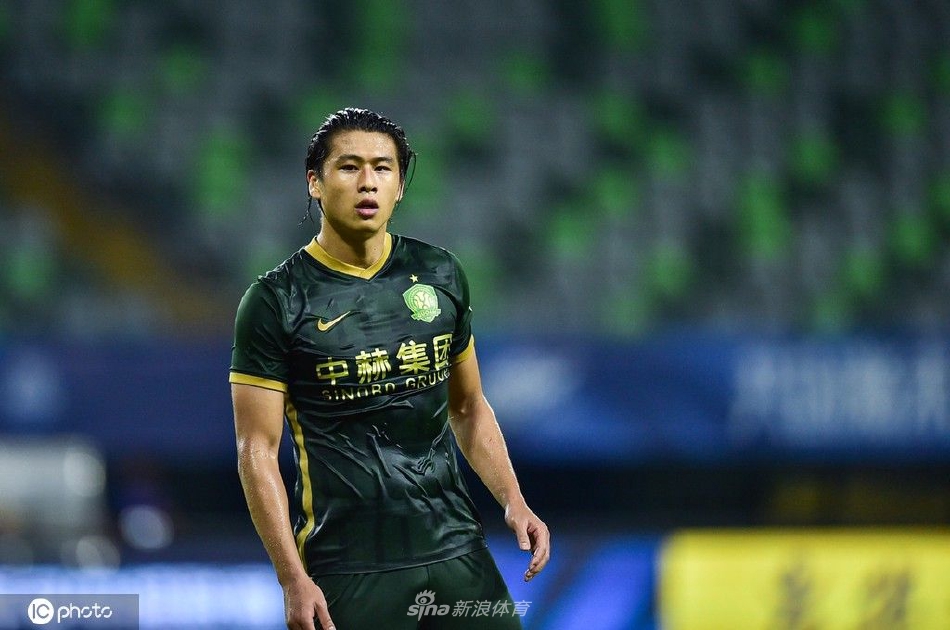 张玉宁当选中超第5轮最佳球员