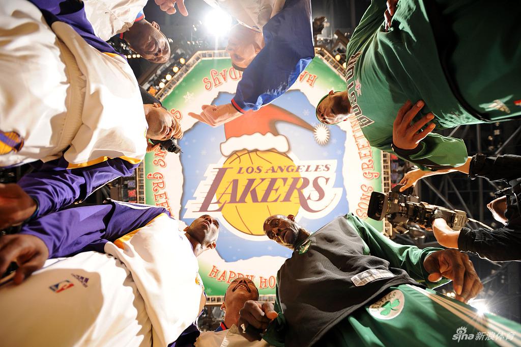 回顾历届圣诞大战经典瞬间 科比vs詹姆斯成永恒