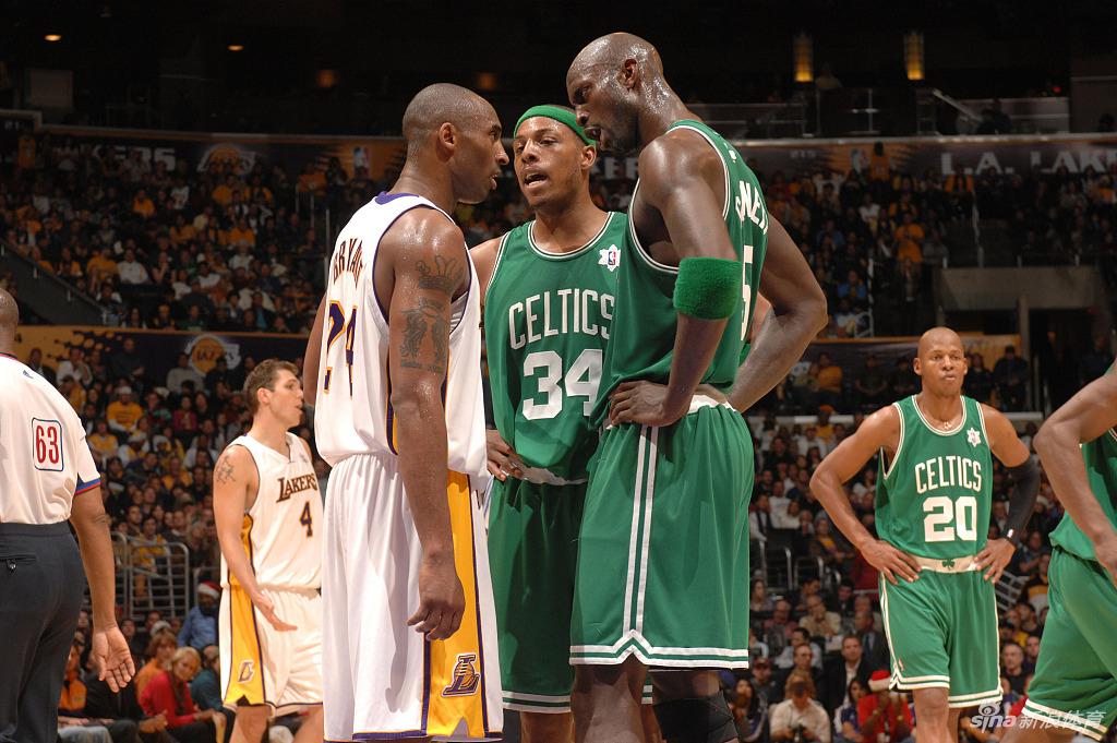 回顾历届圣诞大战经典瞬间 科比vs詹姆斯成永恒