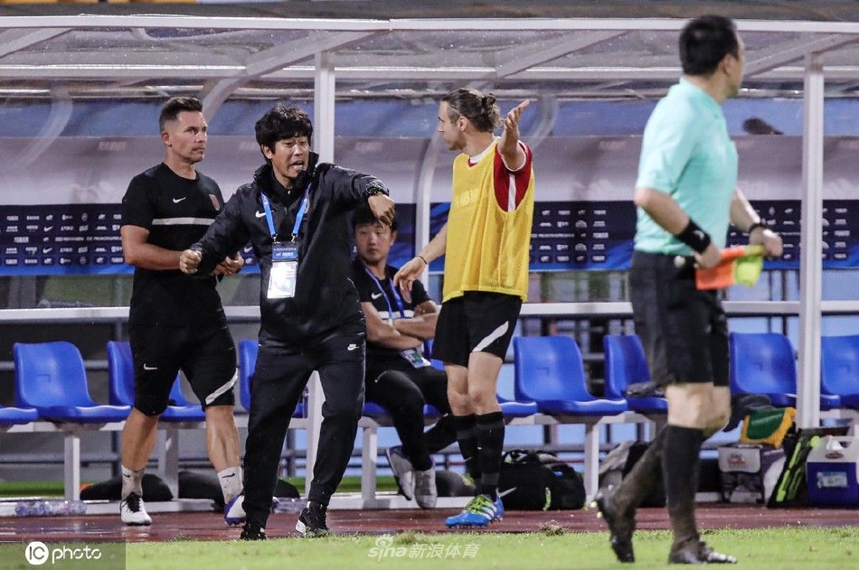 [中超]成都蓉城2-3北京国安