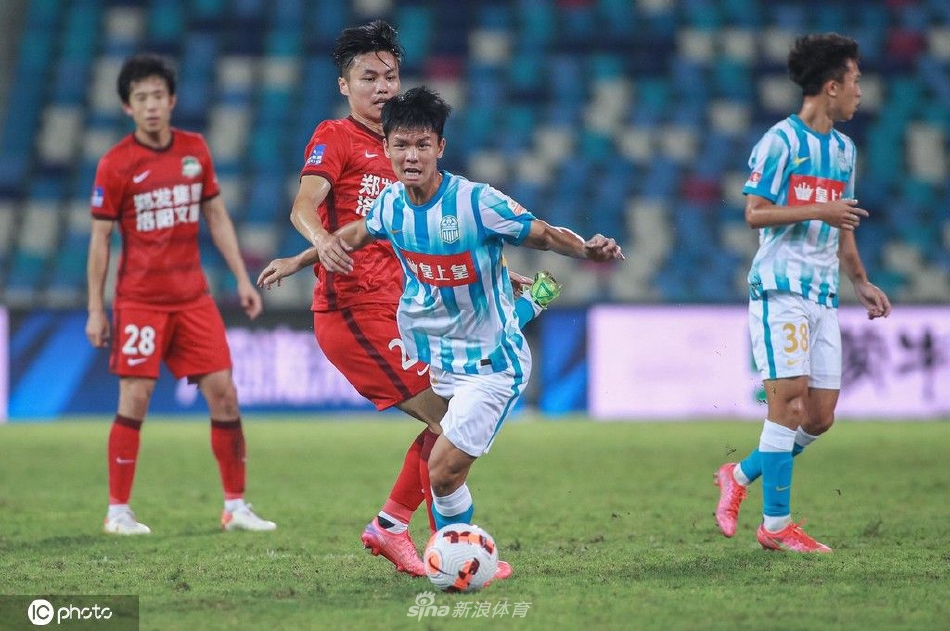 [中超]广州城0-3河南嵩山龙门