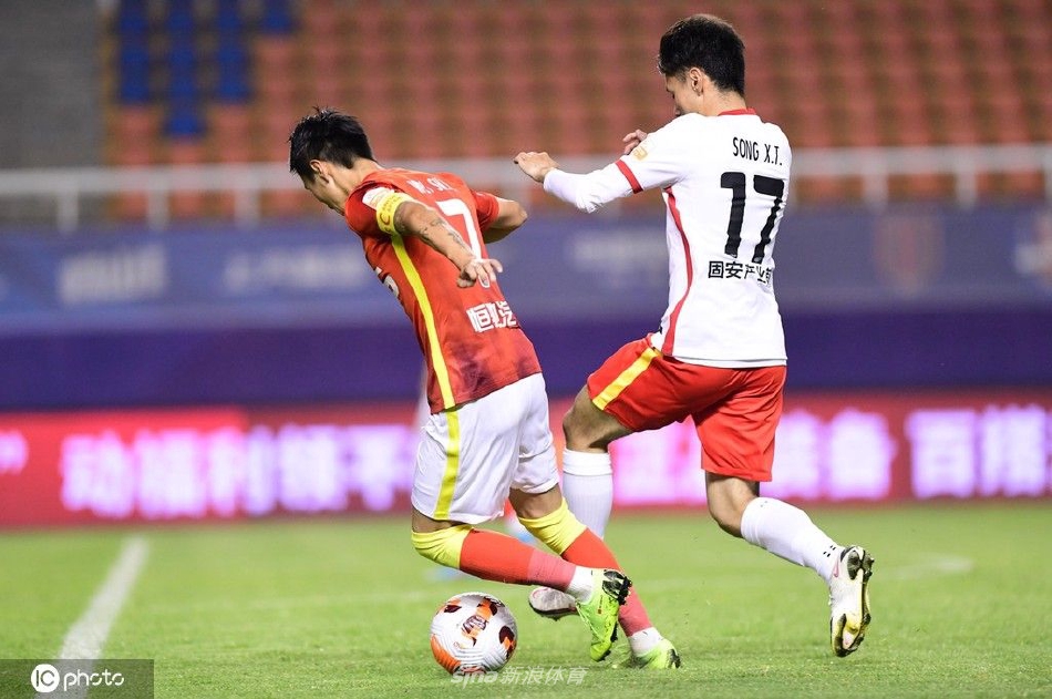 [中超]广州队1-0河北队