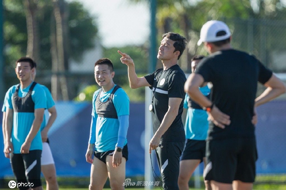 大连人备战训练