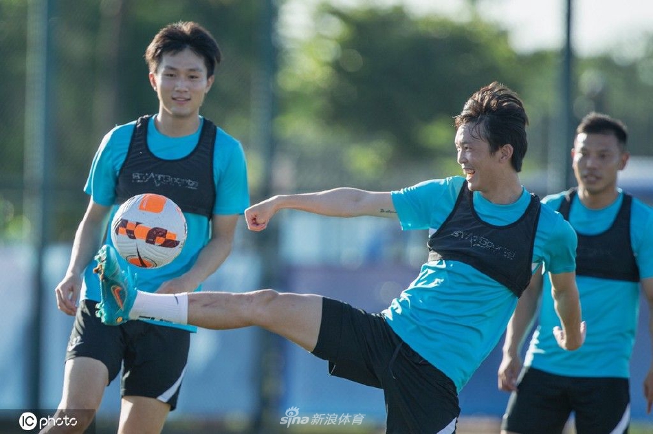 大连人备战训练