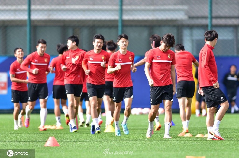 广州队备战训练