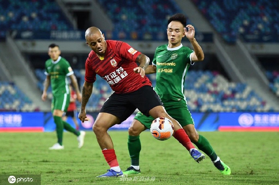 [中超]长春亚泰1-1浙江队